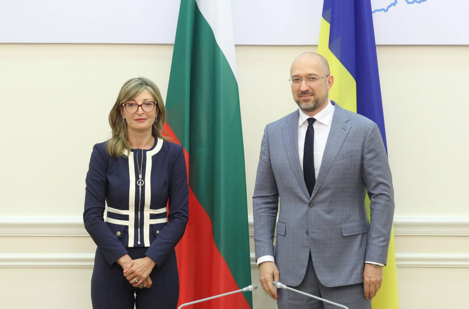 Премиерът на Украйна Денис Шмигал се ангажира лично с откриването на българско държавно средно училище в Одеса